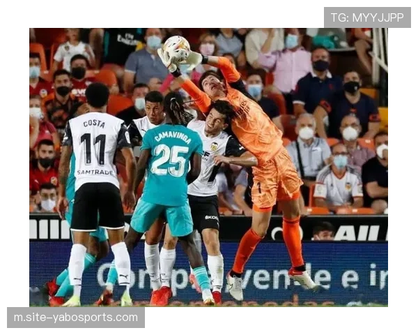 塞维利亚德比战平瓦伦西亚 防守紧凑度改善终结连败